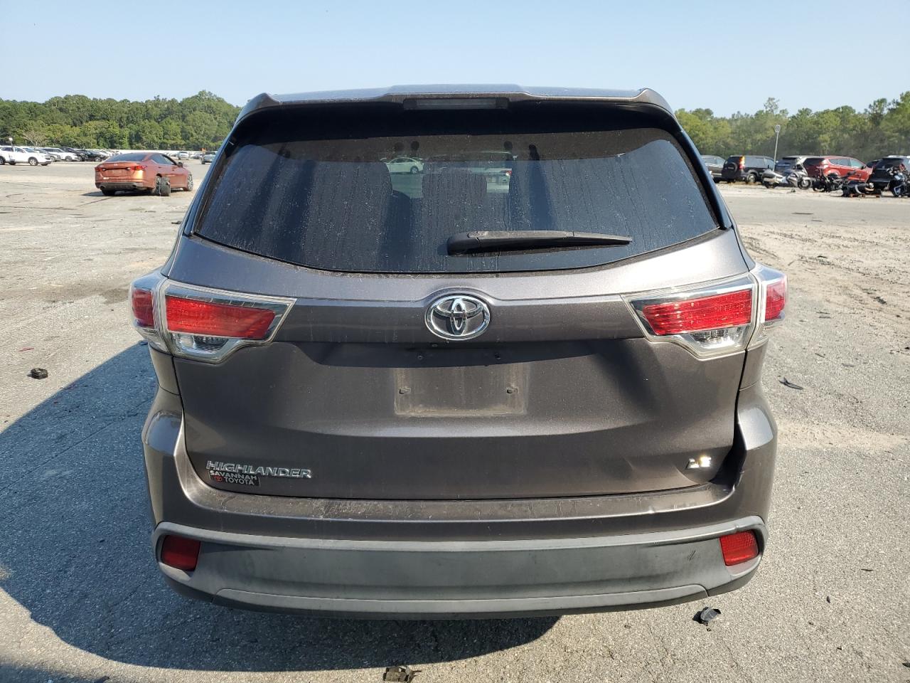 2015 Toyota Highlander Le VIN: 5TDZARFH6FS010284 Lot: 81300095