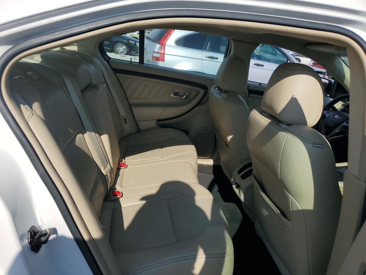 2016 Ford Taurus Limited VIN: 1FAHP2F81GG105046 Lot: 81388525