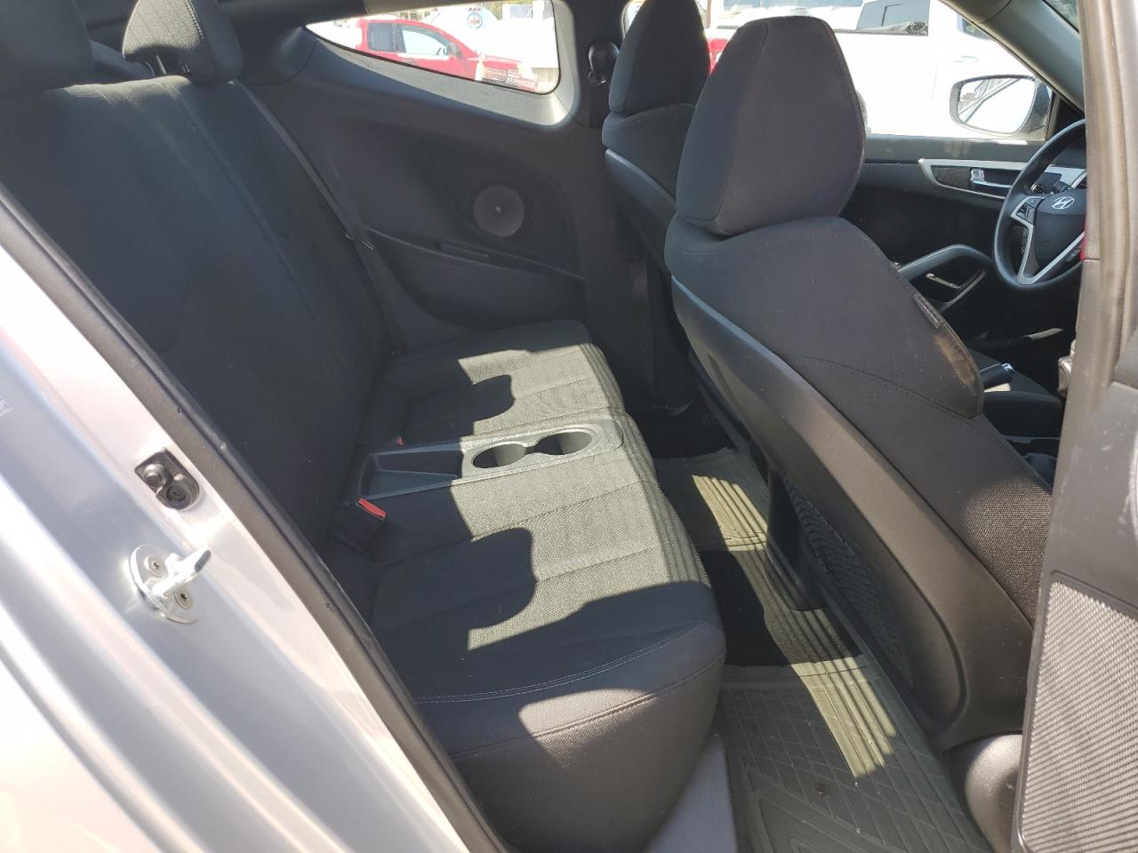 2016 Hyundai Veloster VIN: KMHTC6AD8GU302059 Lot: 72081325