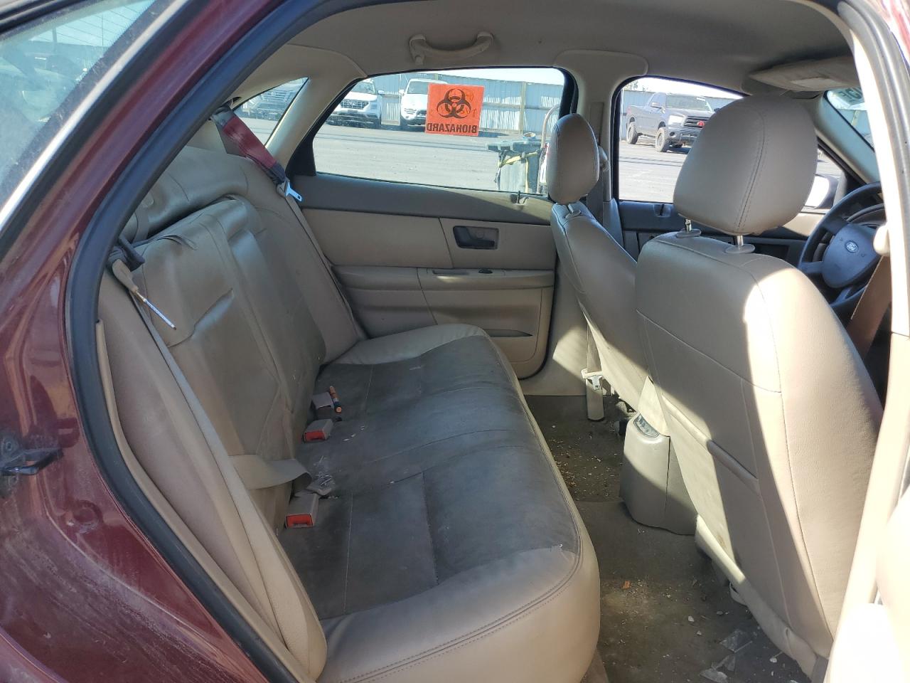 2005 Ford Taurus Se VIN: 1FAFP53265A240449 Lot: 81135905