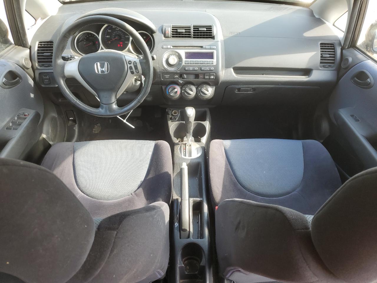 2007 Honda Fit S VIN: JHMGD38657S005768 Lot: 81623485