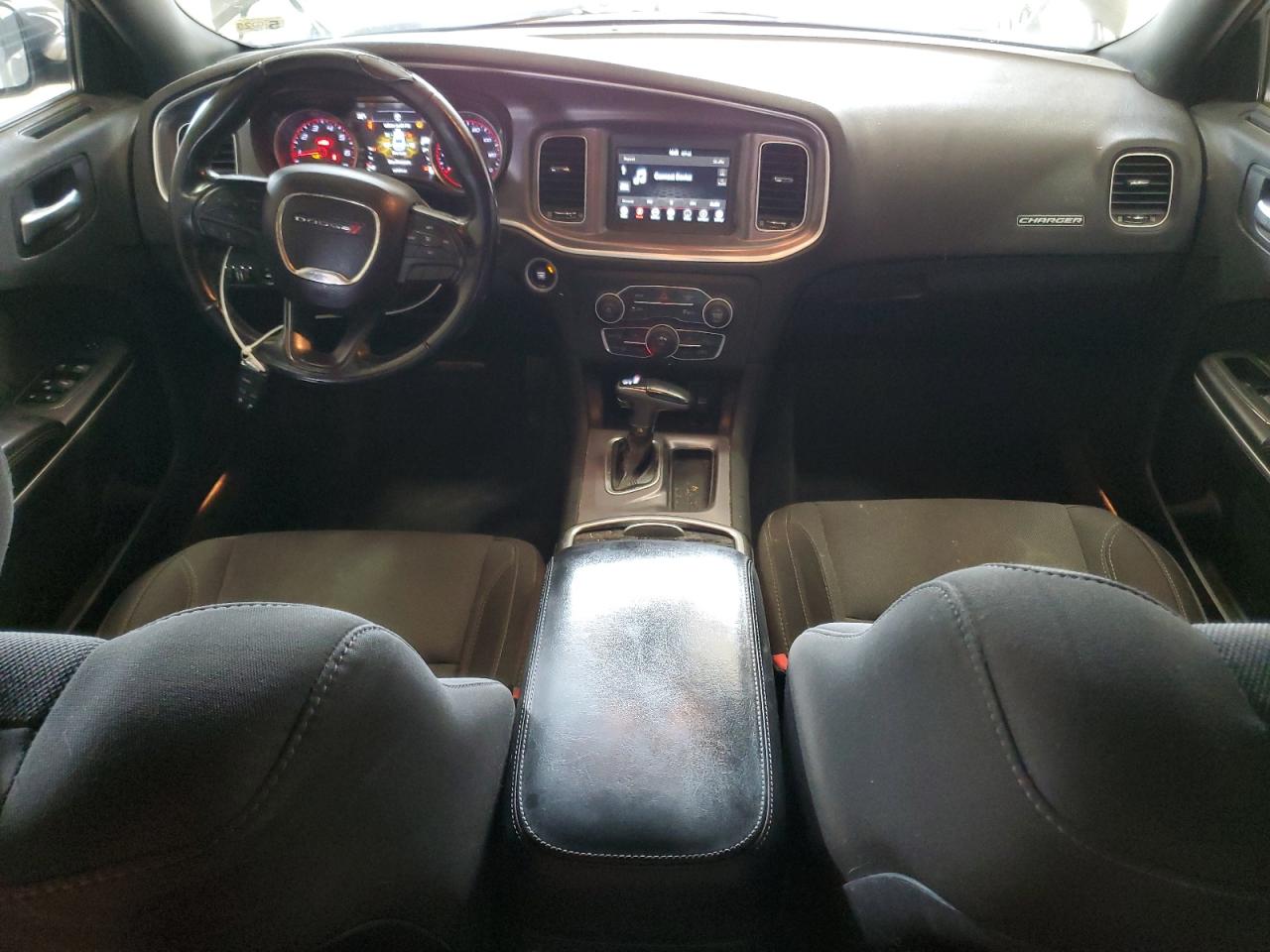 2019 Dodge Charger Sxt VIN: 2C3CDXBG7KH725649 Lot: 81767175