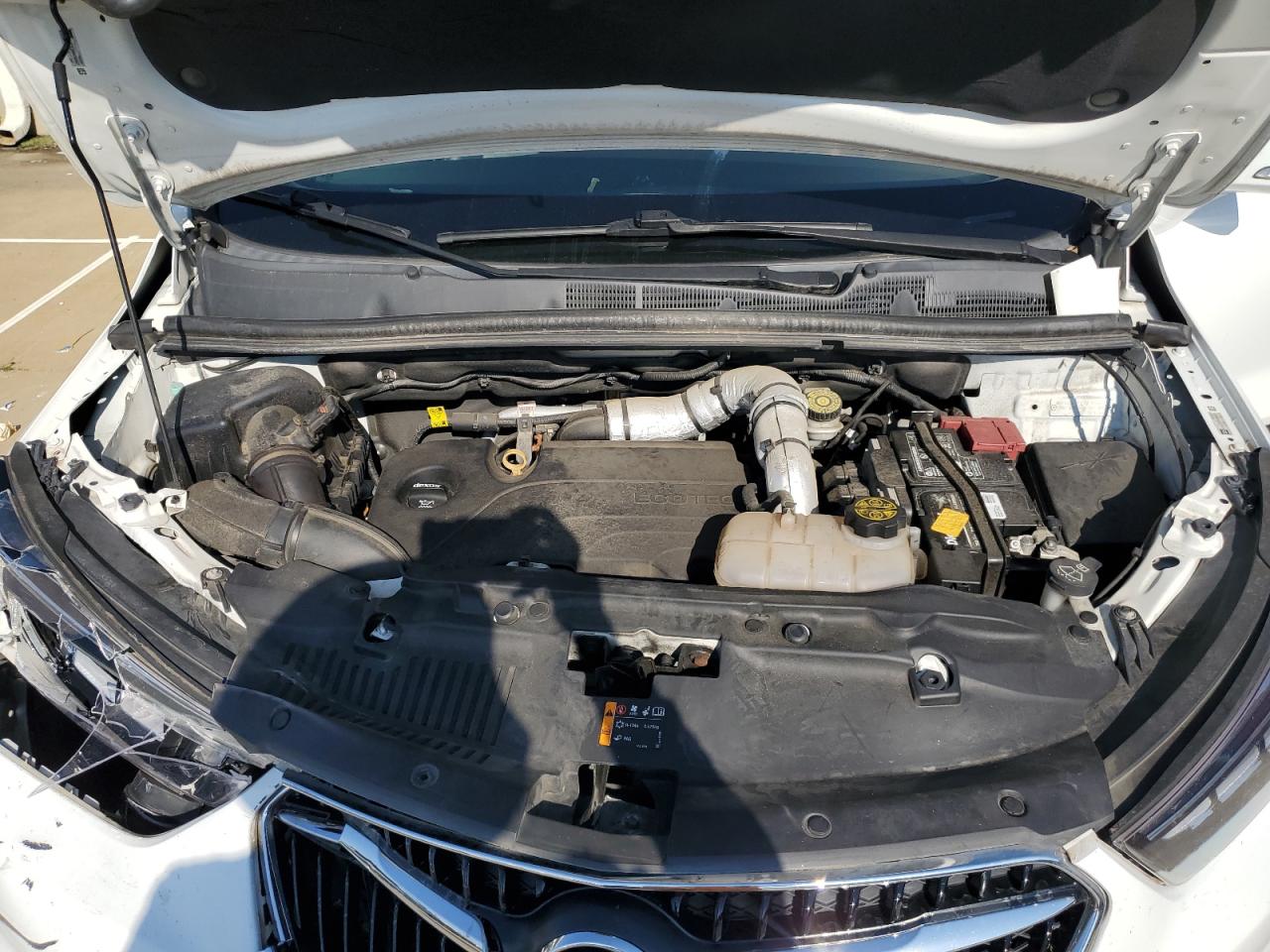 2019 Buick Encore Essence VIN: KL4CJCSM5KB886622 Lot: 84466265