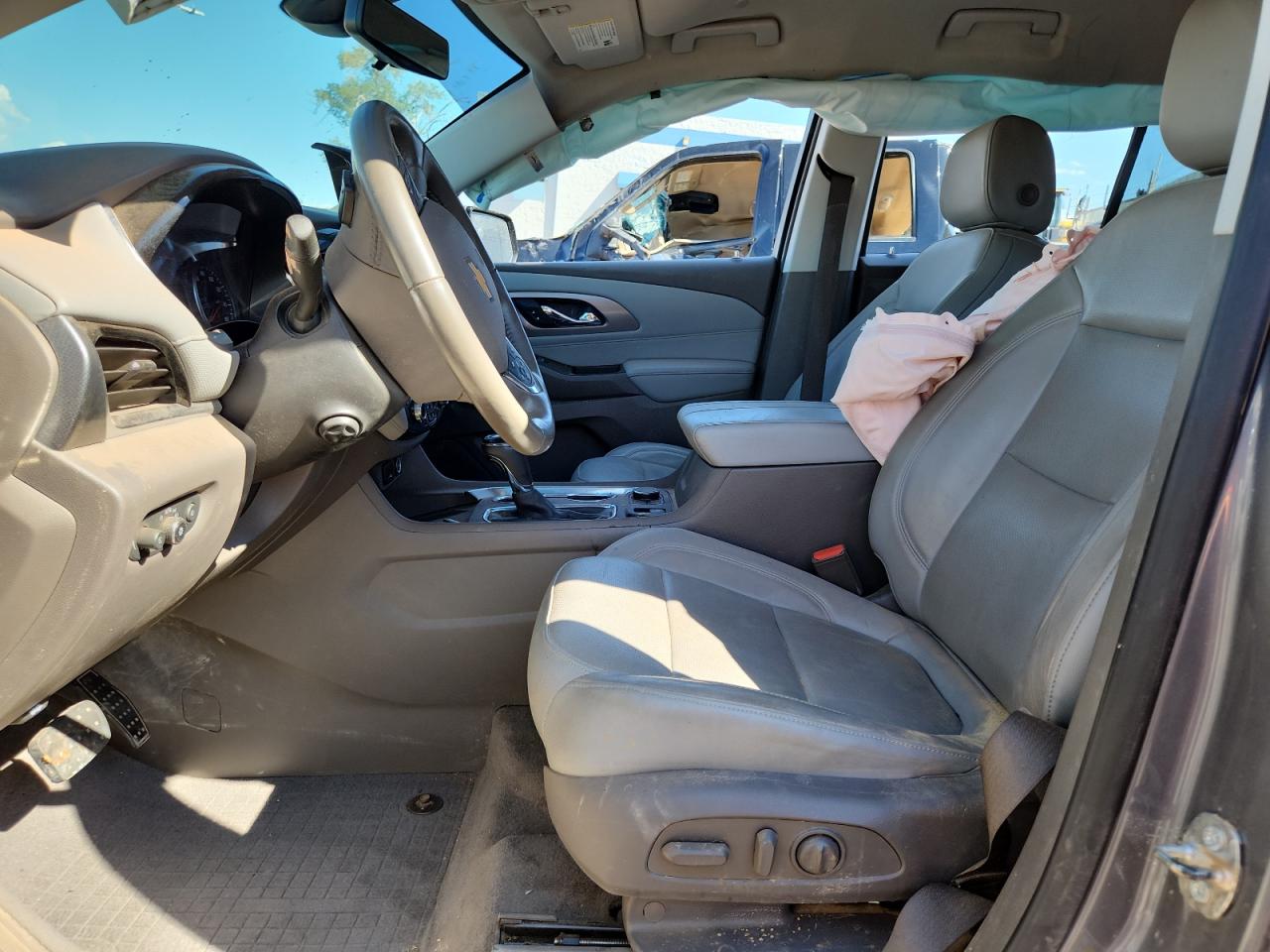 2019 Chevrolet Traverse Premier VIN: 1GNEVKKW3KJ297659 Lot: 71651155