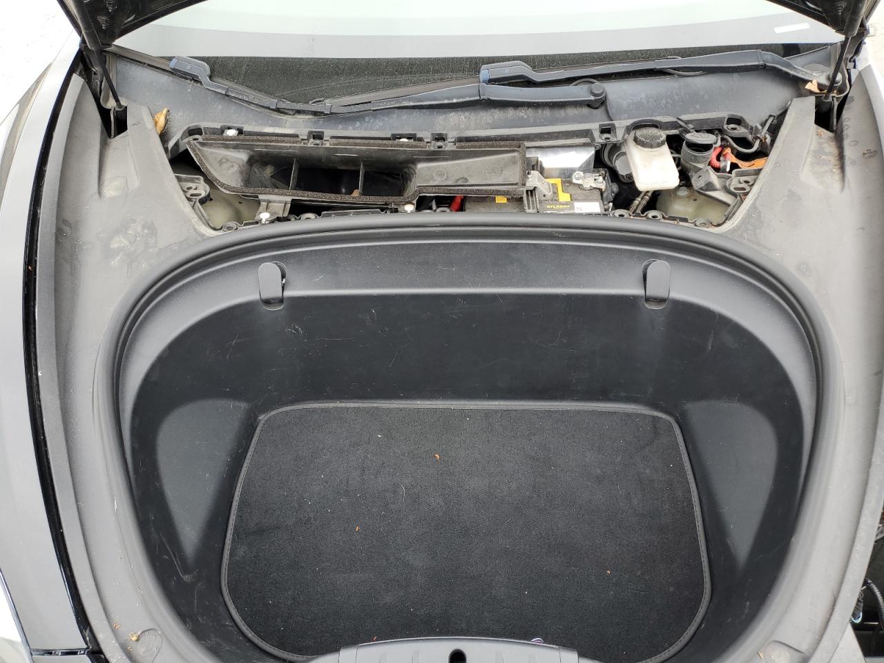 2018 Tesla Model 3 VIN: 5YJ3E1EA1JF172918 Lot: 84381875