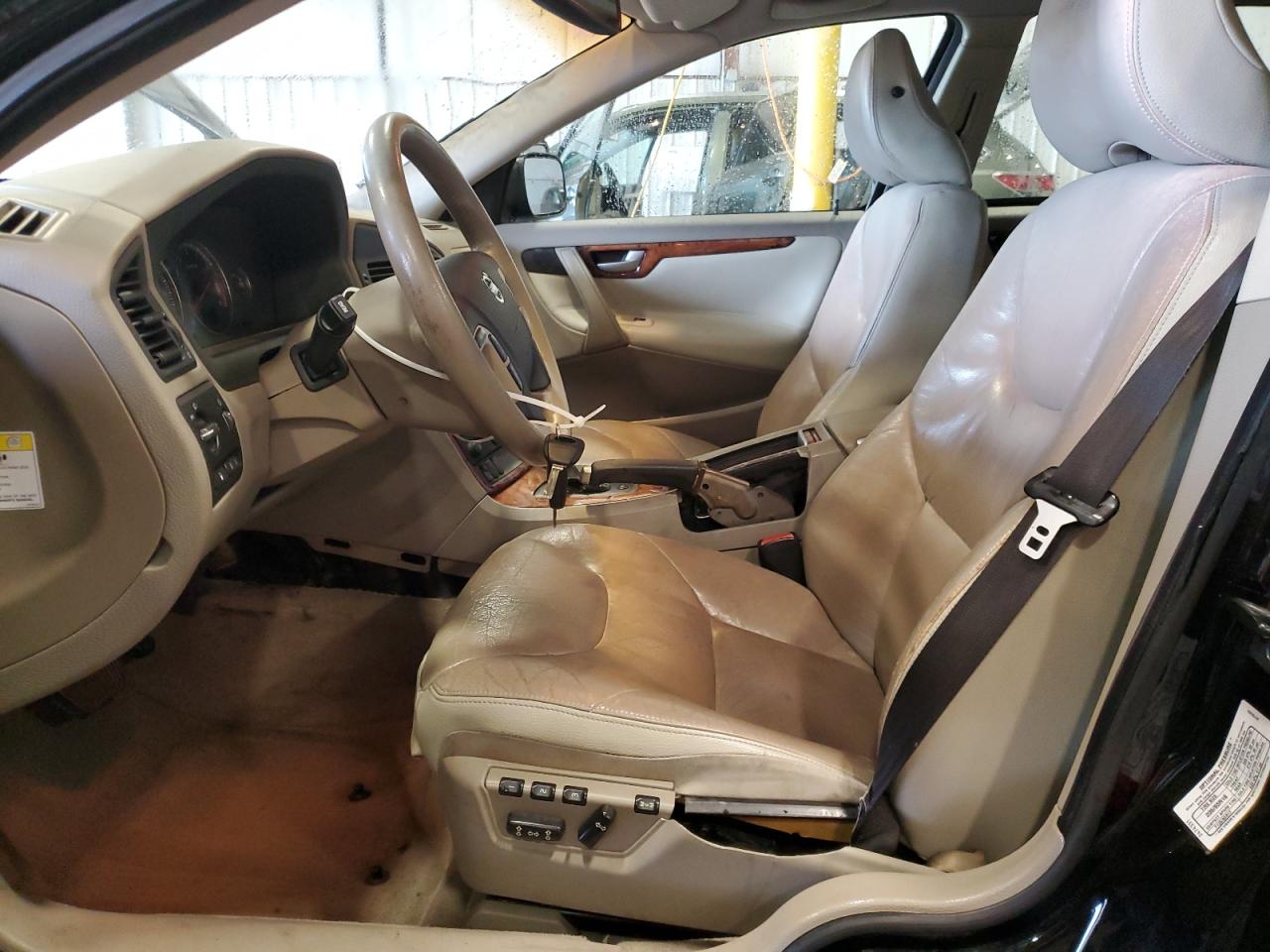 2005 Volvo V70 Fwd VIN: YV1SW592352474331 Lot: 84198645