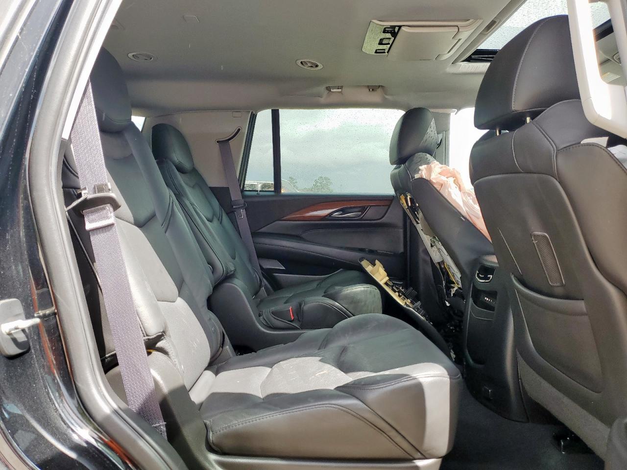 2015 Cadillac Escalade Luxury VIN: 1GYS4MKJ9FR703752 Lot: 82076745