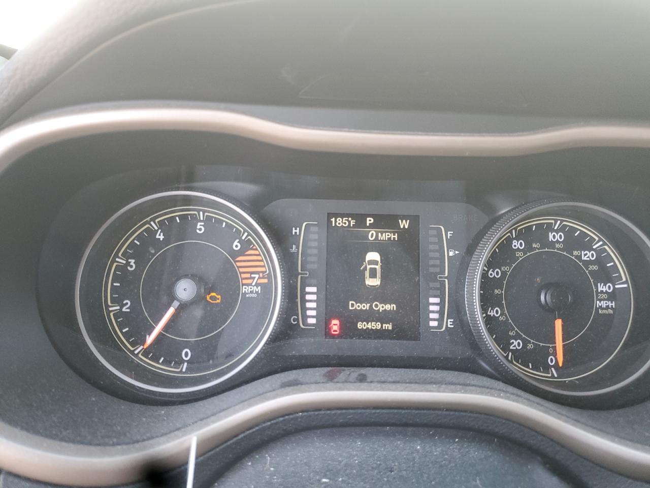 2017 Jeep Cherokee Latitude VIN: 1C4PJLCB8HW540568 Lot: 81057335