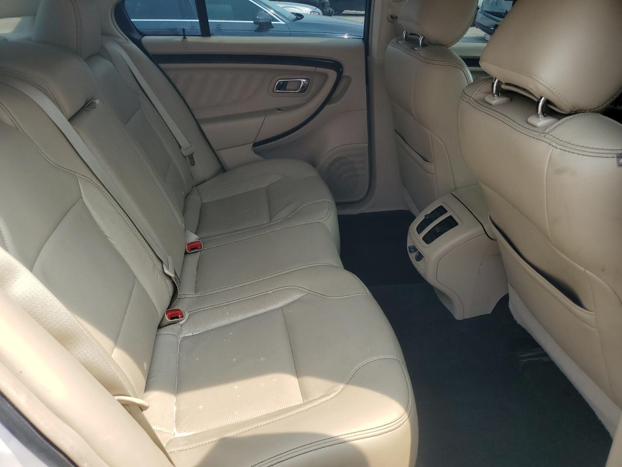 2013 Ford Taurus Limited VIN: 1FAHP2F85DG149854 Lot: 71631485