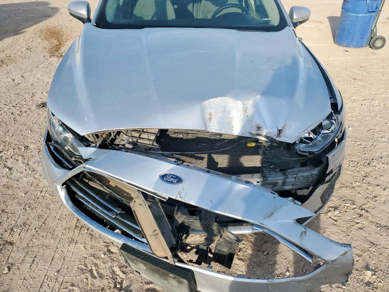 2019 Ford Fusion Se VIN: 3FA6P0LUXKR256613 Lot: 84398415