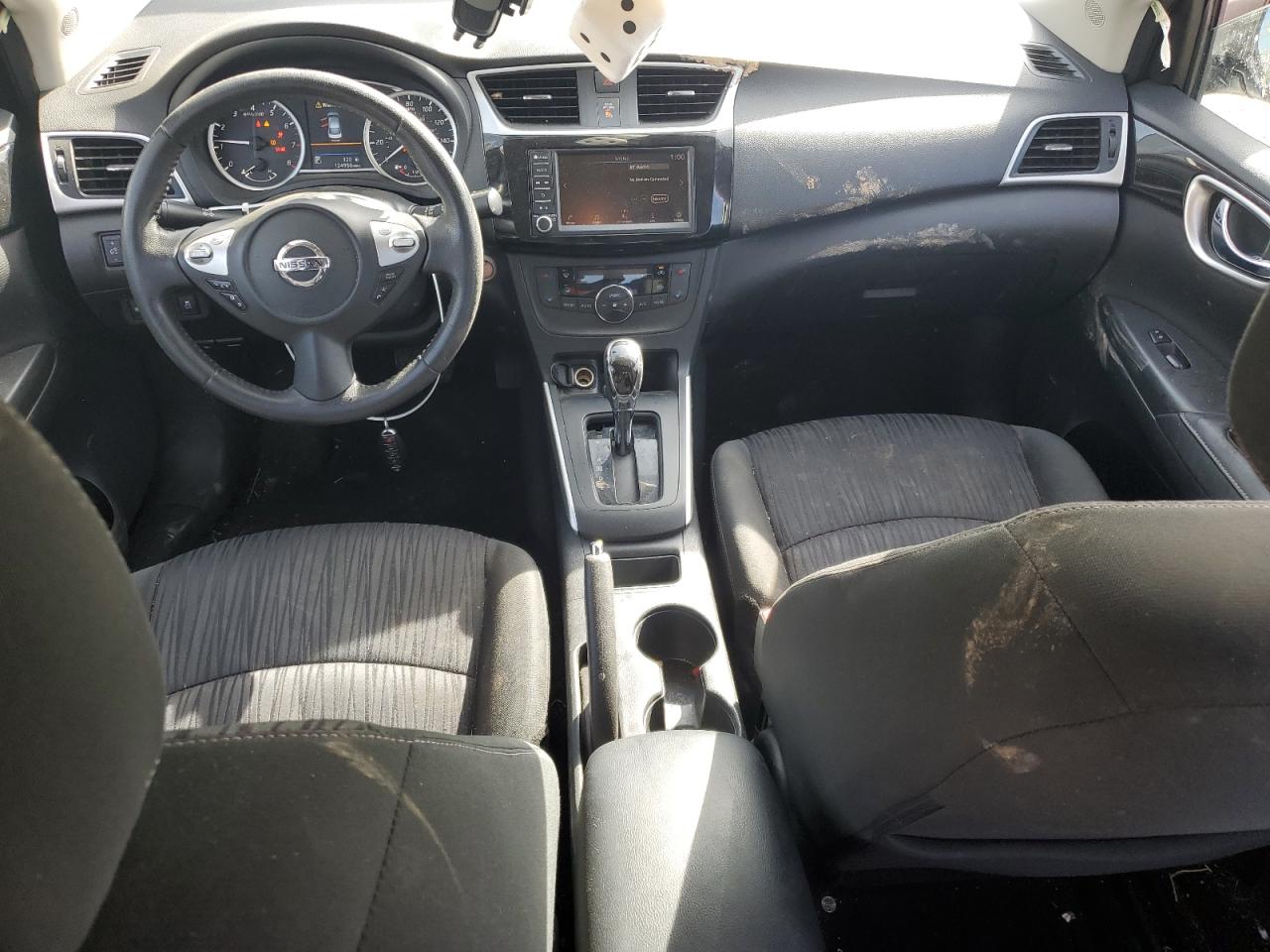 2019 Nissan Sentra S VIN: 3N1AB7AP1KL621923 Lot: 84435665