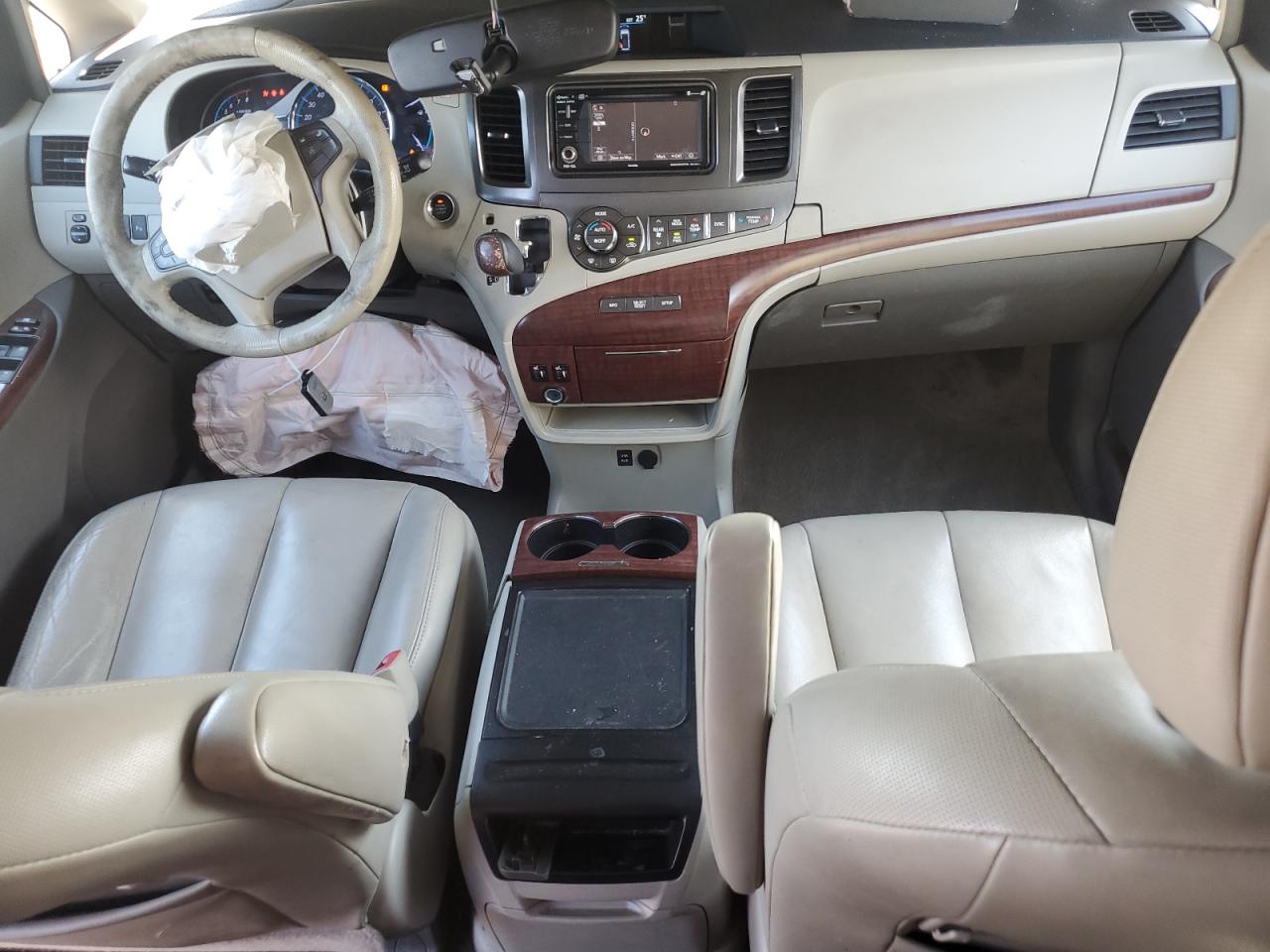 2014 Toyota Sienna Xle VIN: 5TDYK3DC7ES472641 Lot: 84237025