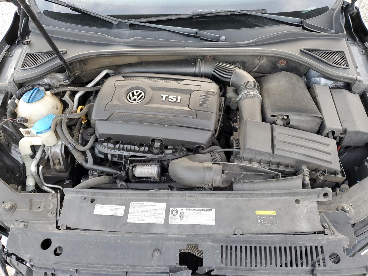 2015 Volkswagen Passat S VIN: 1VWAT7A30FC120561 Lot: 80665815
