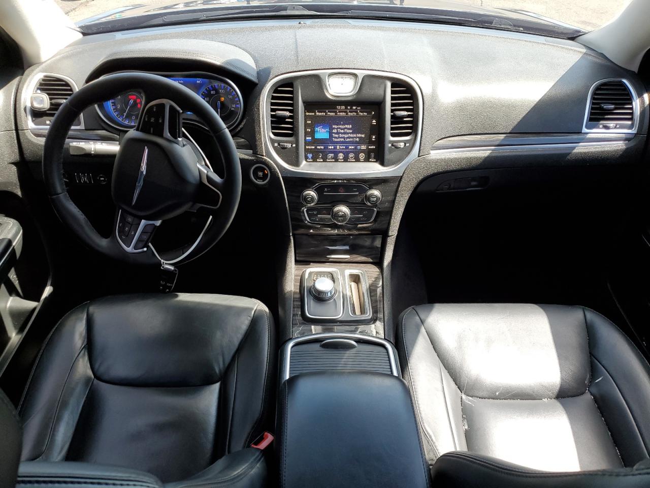 2016 Chrysler 300 Limited VIN: 2C3CCARG9GH262099 Lot: 81325205