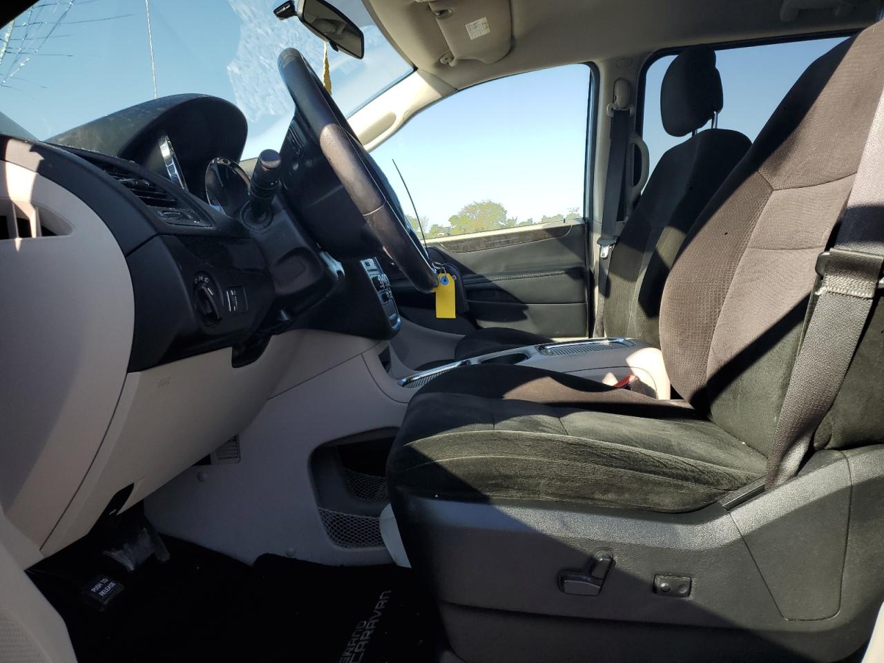 2016 Dodge Grand Caravan Sxt VIN: 2C4RDGCG5GR351399 Lot: 81737105