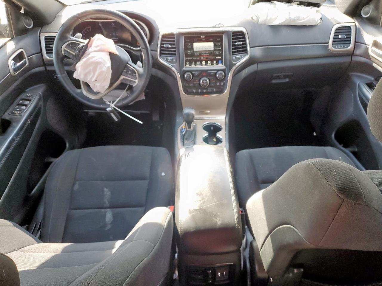 2017 Jeep Grand Cherokee Laredo VIN: 1C4RJEAG4HC685692 Lot: 84569355