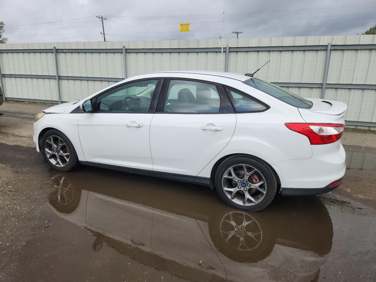 2014 Ford Focus Se white sedan gas 1FADP3F22EL231324 photo #3