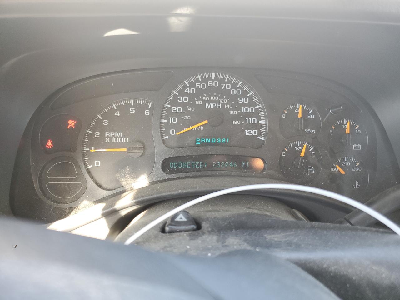 2004 Chevrolet Tahoe K1500 VIN: 1GNEK13V14R122016 Lot: 83766845