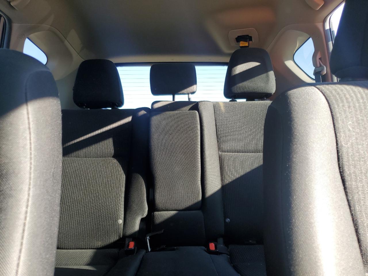 2018 Toyota Rav4 Le VIN: 2T3ZFREV3JW432223 Lot: 82127495