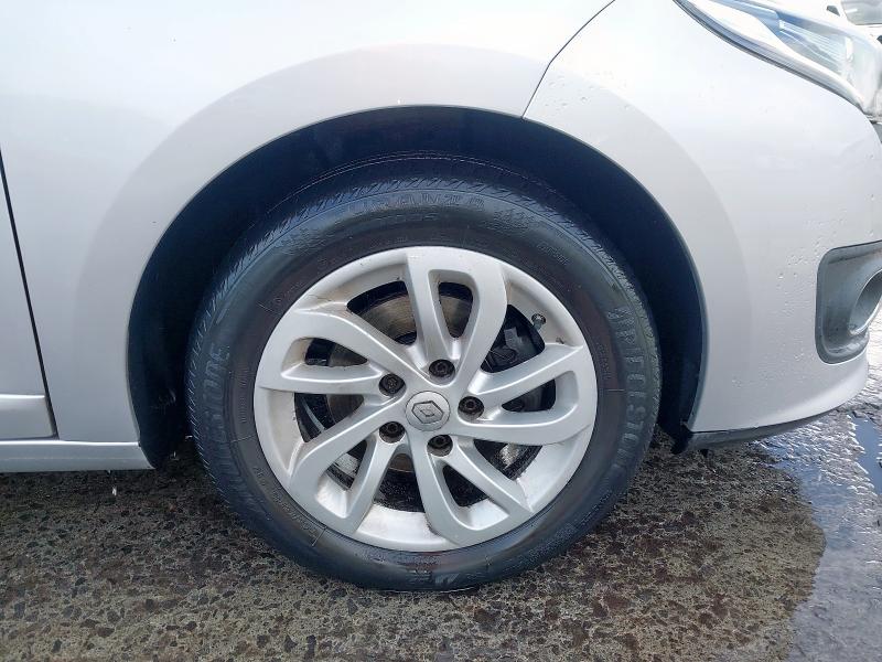 2015 RENAULT MEGANE DYNAMIQUE TOMTOM