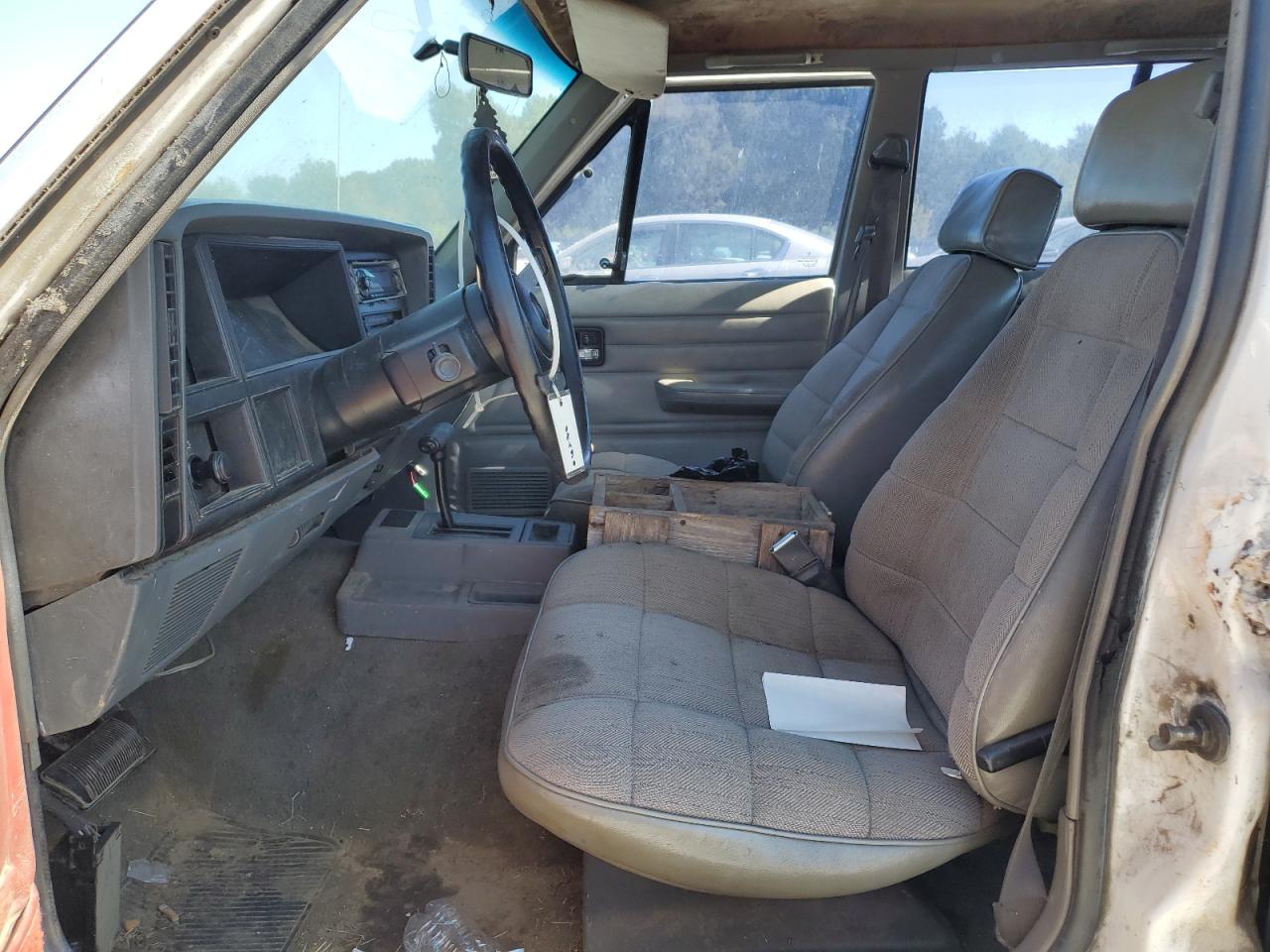 1993 Jeep Cherokee VIN: 1J4FT28S9PL580550 Lot: 81212275