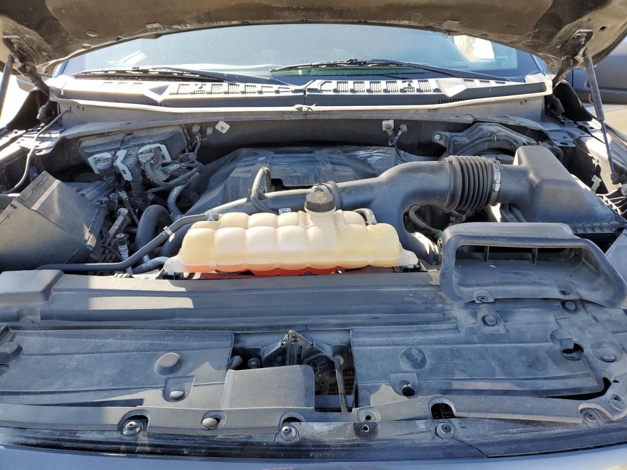 2018 Ford F150 Super Cab VIN: 1FTEX1EPXJFB11828 Lot: 81811645