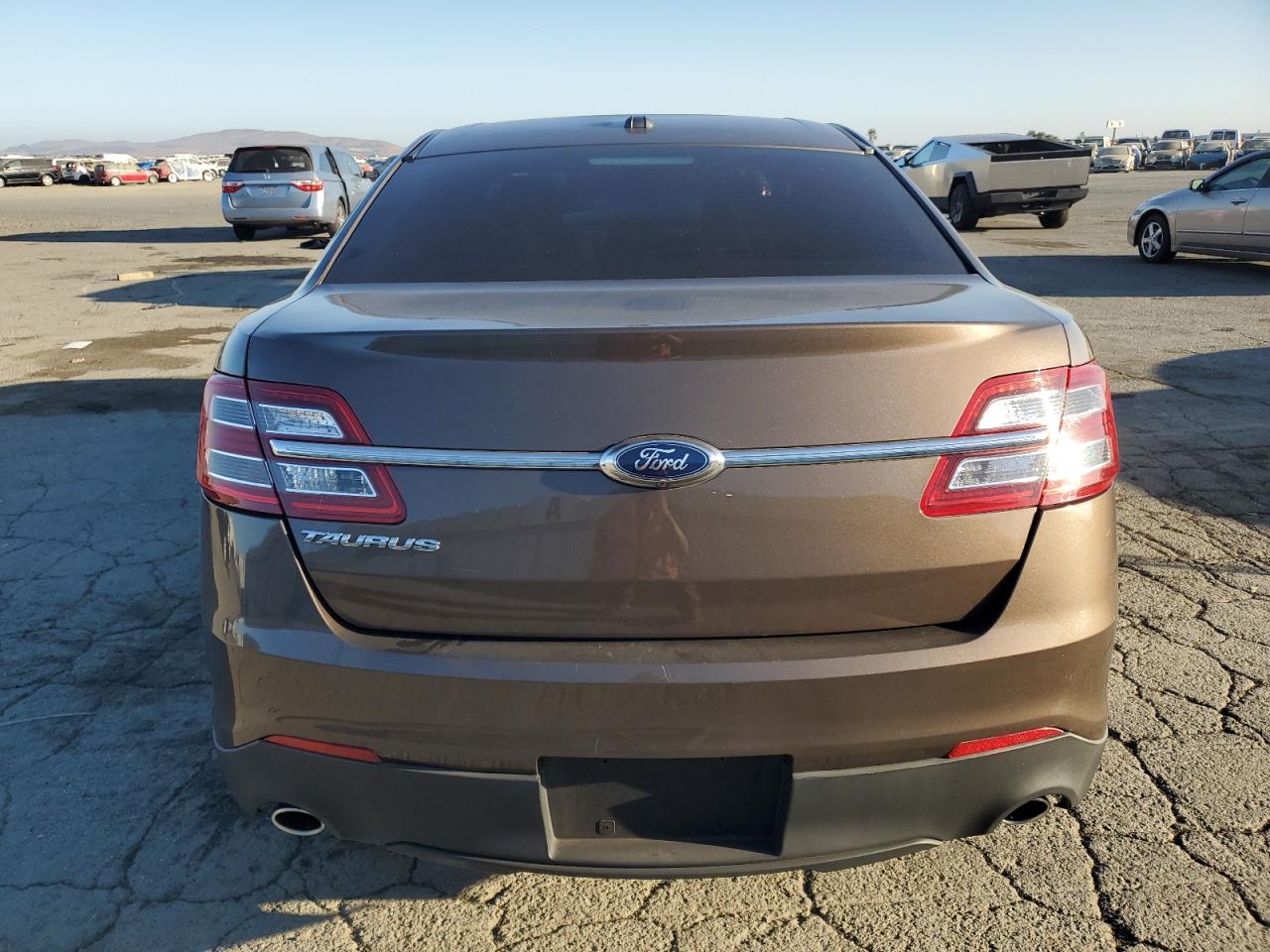 2015 Ford Taurus Se VIN: 1FAHP2D87FG196602 Lot: 81337415