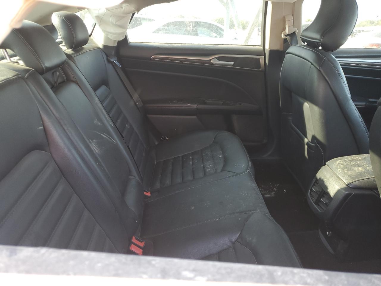 2017 Ford Fusion Se VIN: 3FA6P0HD8HR176065 Lot: 70963645