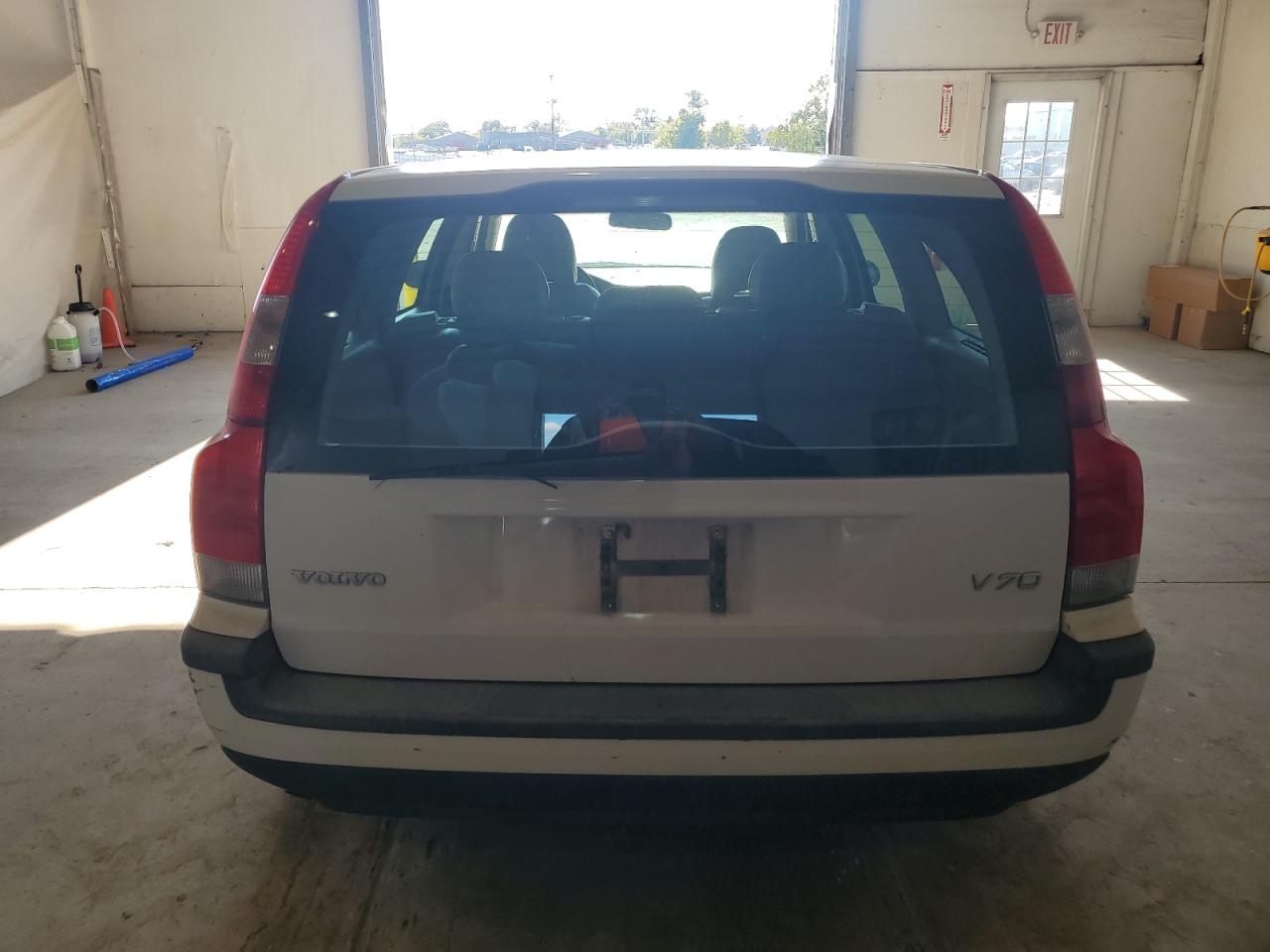 2001 Volvo V70 VIN: YV1SW61R111132391 Lot: 84236665