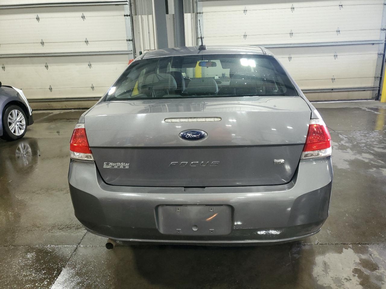 2010 Ford Focus Se VIN: 1FAHP3FN2AW122611 Lot: 71418865