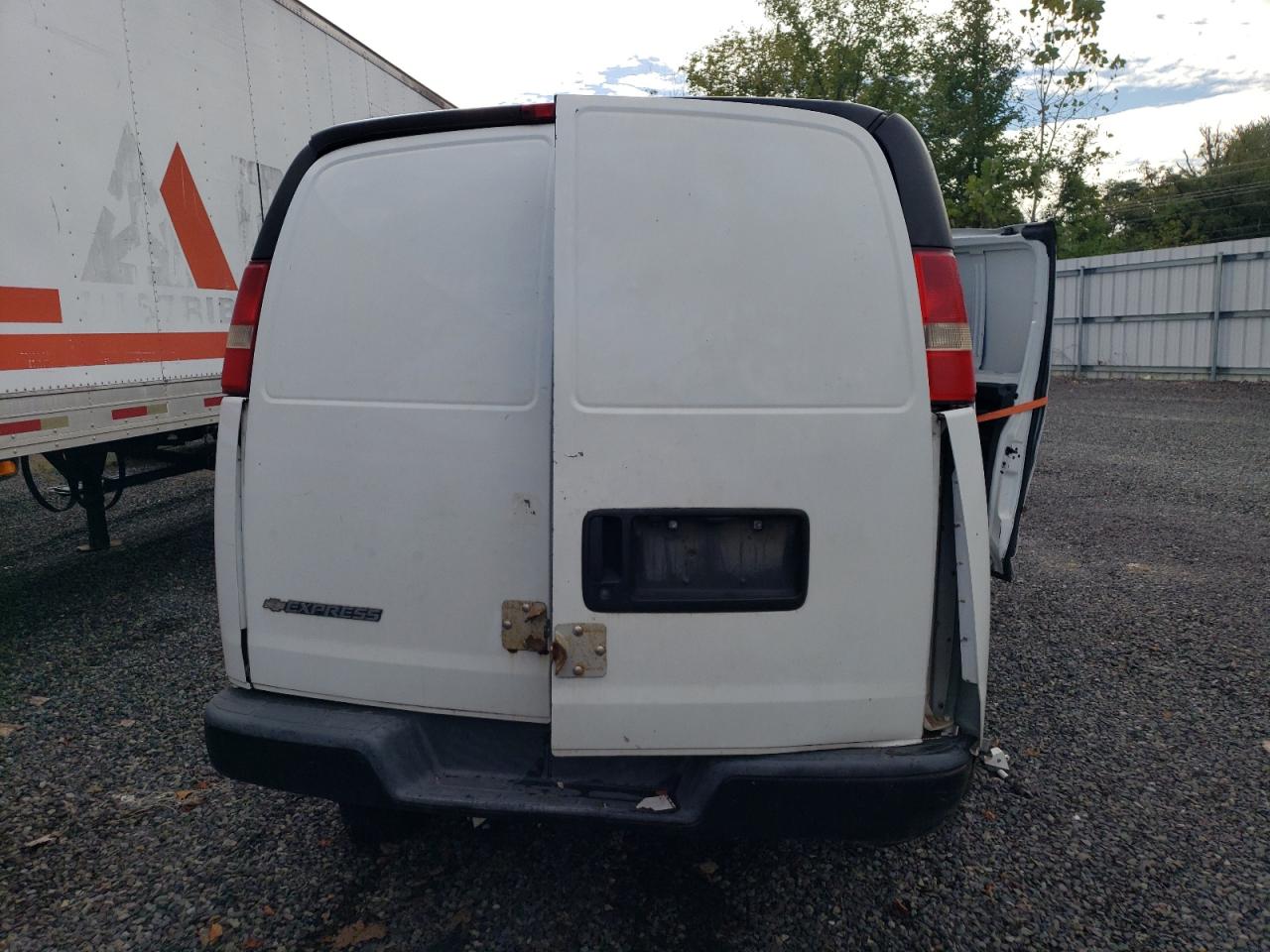 2007 Chevrolet Express G2500 VIN: 1GCGG25VX71236539 Lot: 81407785