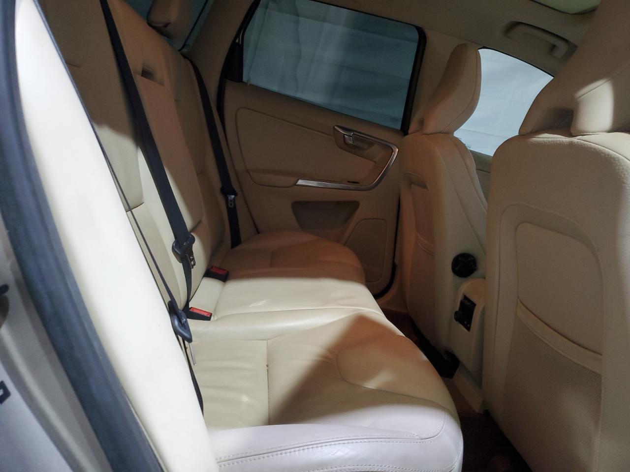 2013 Volvo Xc60 3.2 VIN: YV4940DZ8D2450457 Lot: 81465695
