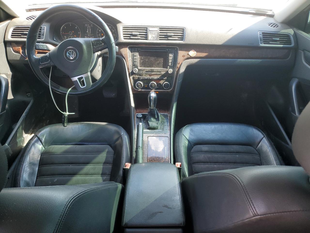 2012 Volkswagen Passat Sel VIN: 1VWCN7A38CC016530 Lot: 80809595