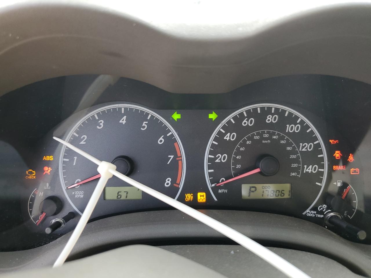 2010 Toyota Corolla Base VIN: 1NXBU4EE2AZ280969 Lot: 83759625