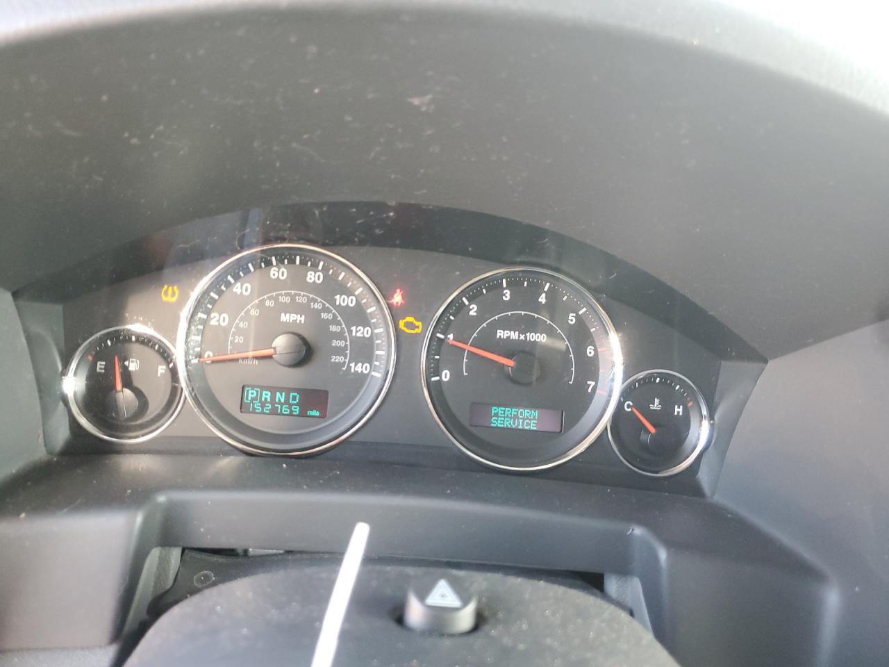 2007 Jeep Commander VIN: 1J8HG48P07C702229 Lot: 81189995