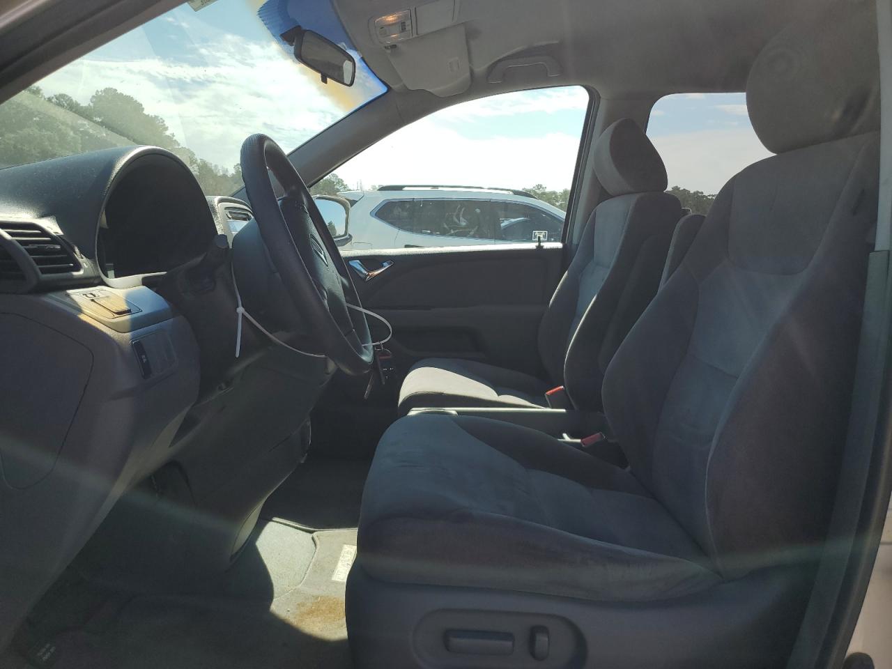 2005 Honda Odyssey Ex VIN: 5FNRL38405B418106 Lot: 69424465