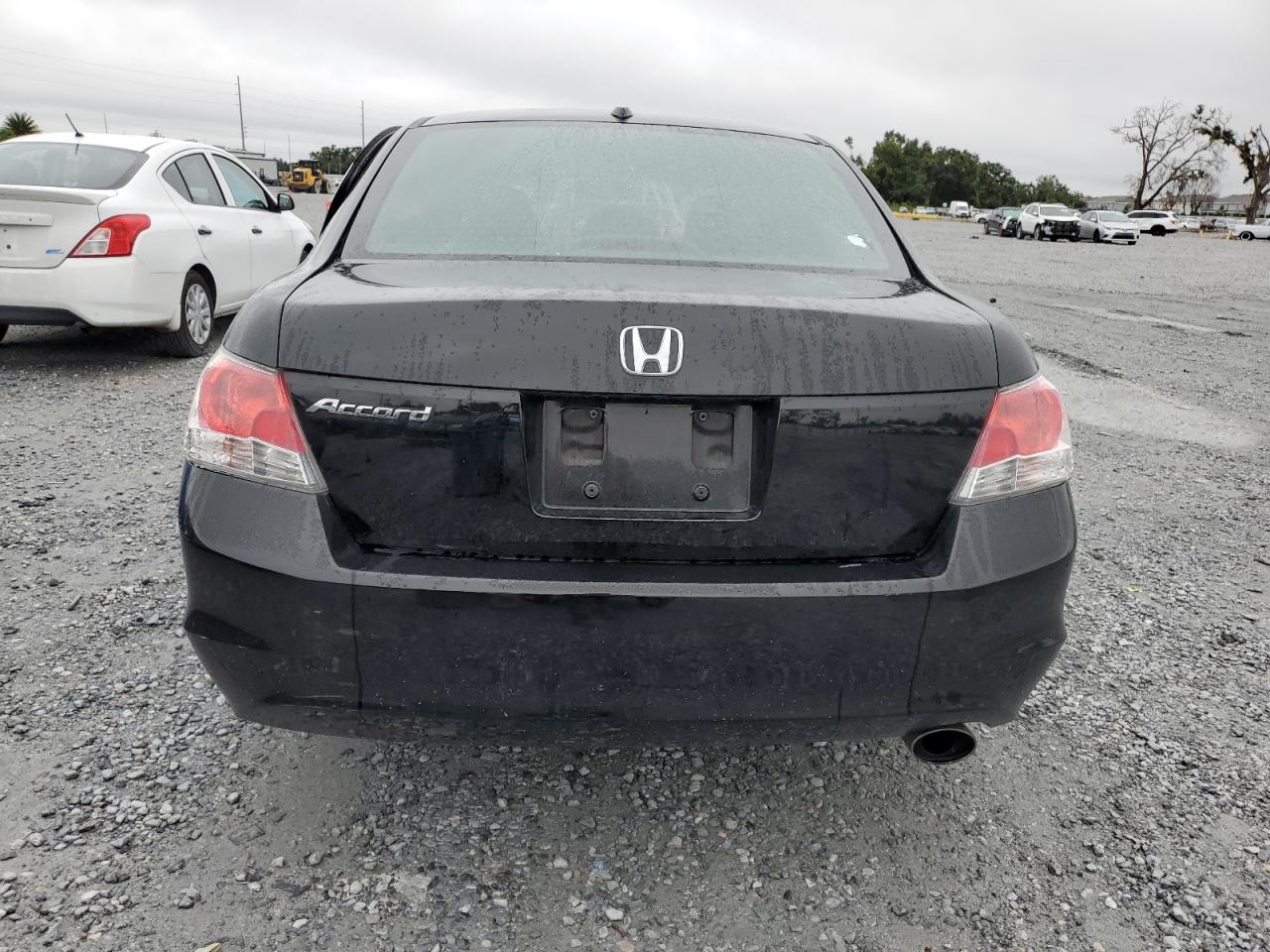 2010 Honda Accord VIN: 1HGCP2F87AA187834 Lot: 71821265