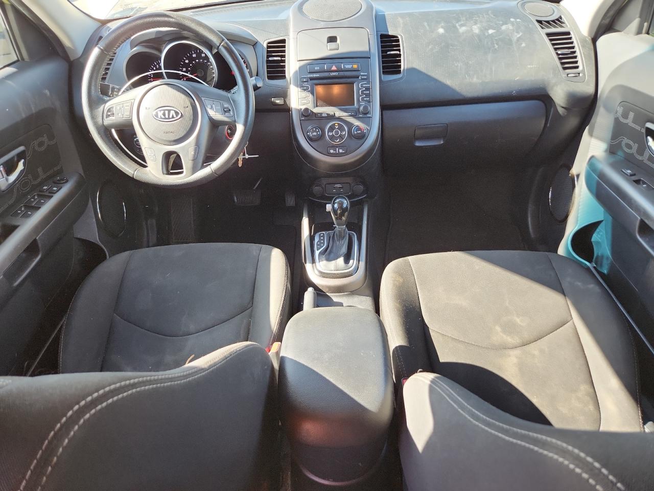 2012 Kia Soul + VIN: KNDJT2A62C7423748 Lot: 81319595