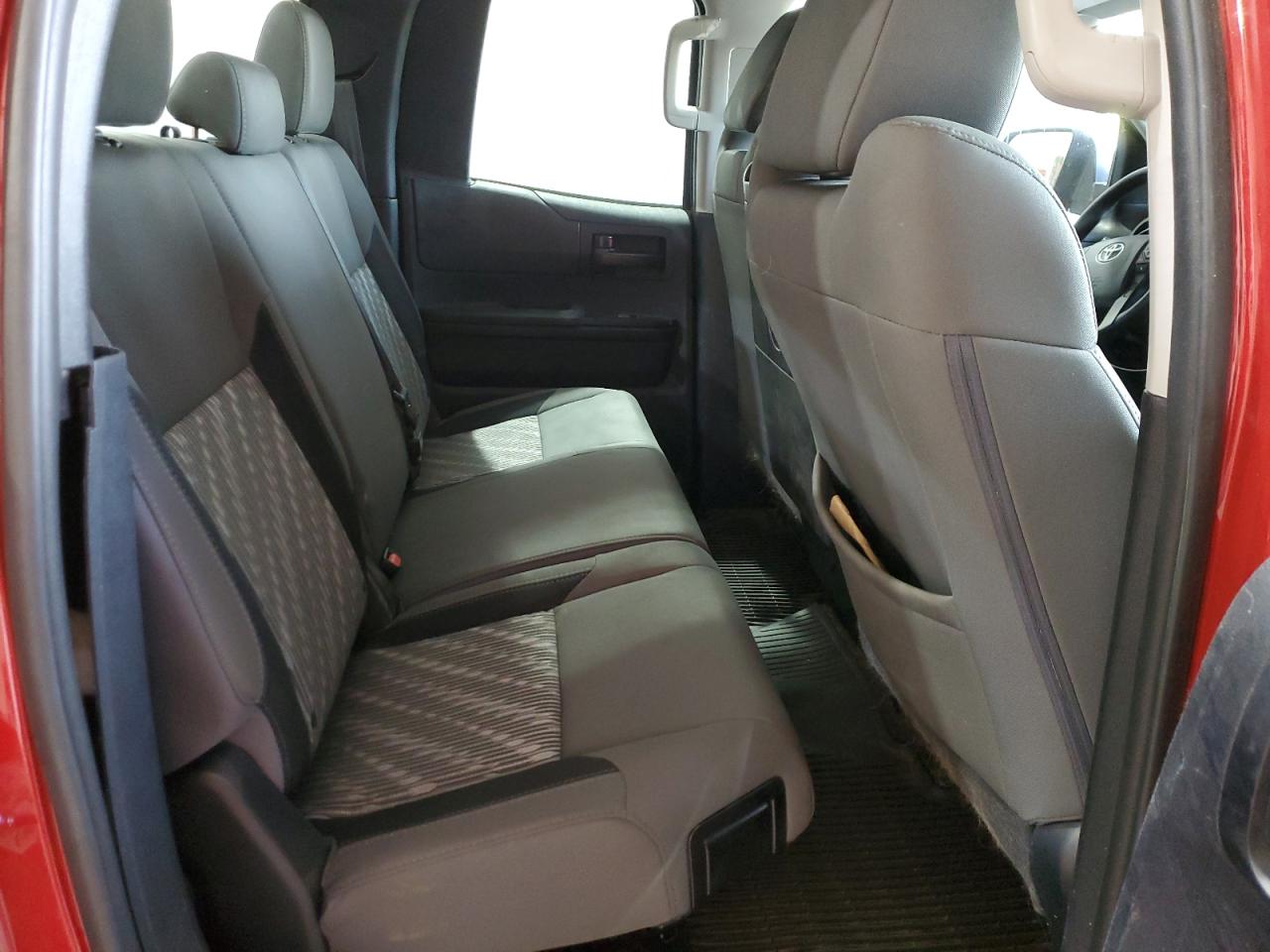 2018 Toyota Tundra Double Cab Sr VIN: 5TFUM5F15JX075918 Lot: 81300785