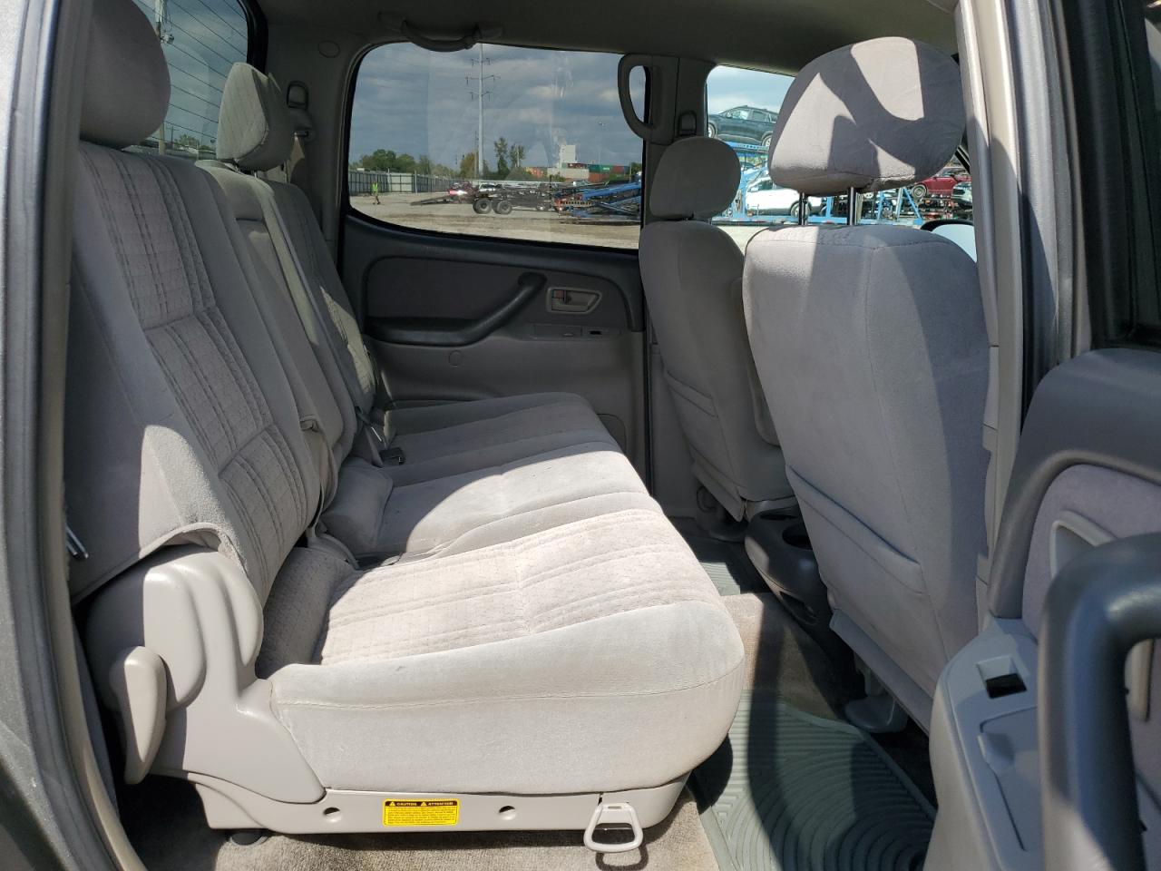 2004 Toyota Tundra Double Cab Sr5 VIN: 5TBDT44194S455055 Lot: 83977635