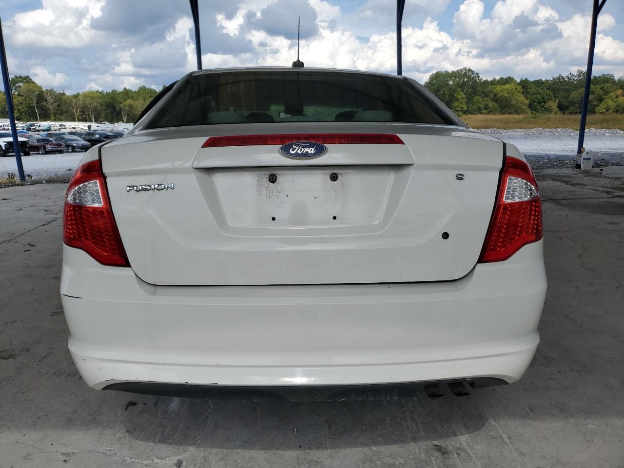 2010 Ford Fusion S VIN: 3FAHP0GA5AR359557 Lot: 84374855