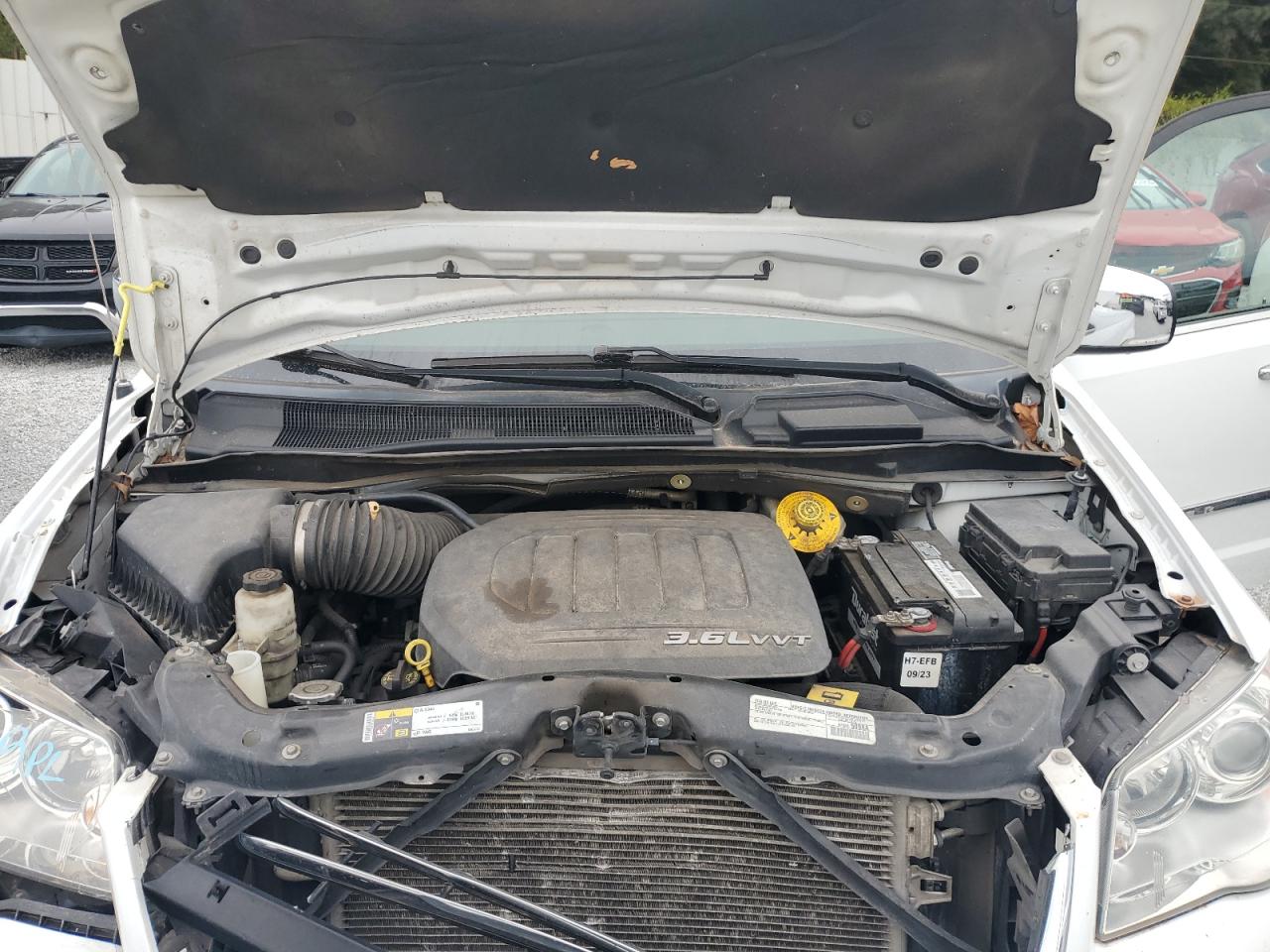 2016 Chrysler Town & Country Limited Platinum VIN: 2C4RC1GG0GR134255 Lot: 71628575