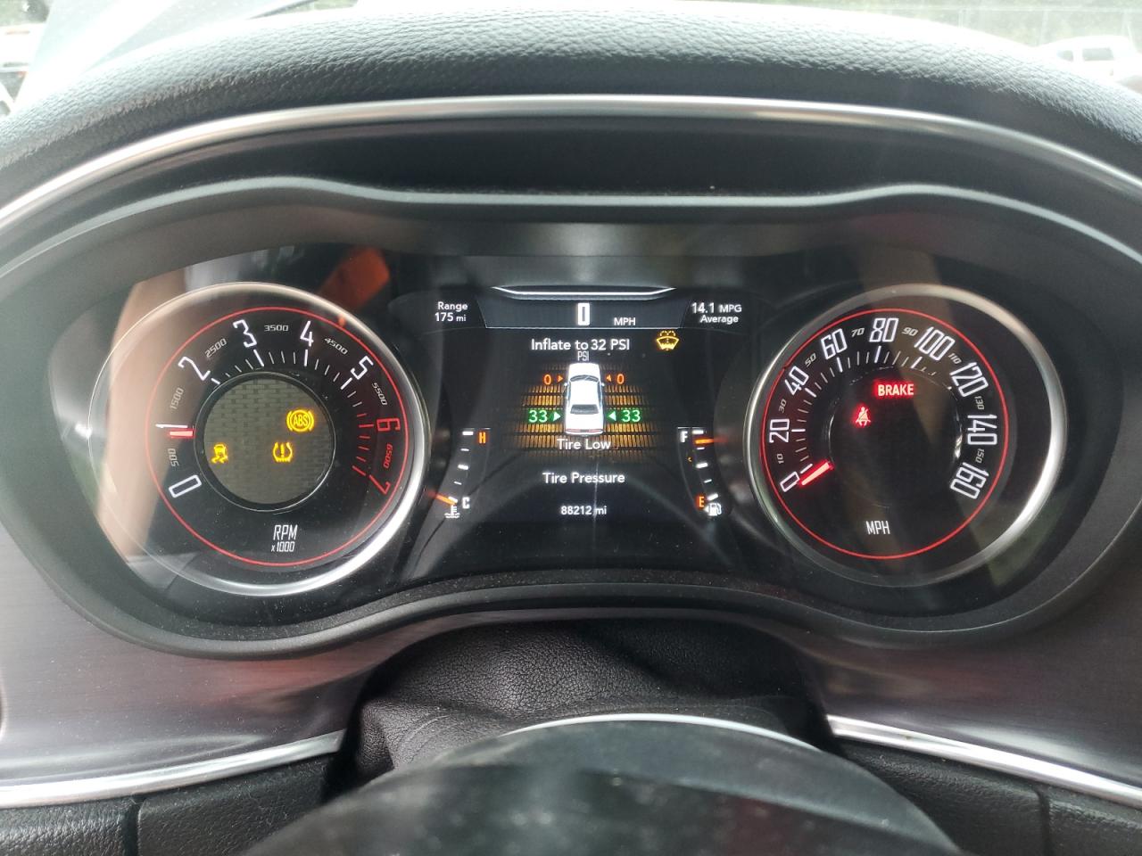 2017 Dodge Challenger R/T VIN: 2C3CDZBTXHH558768 Lot: 81933015