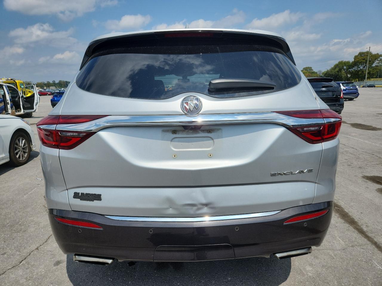 2019 Buick Enclave Essence VIN: 5GAERBKWXKJ105782 Lot: 71625955