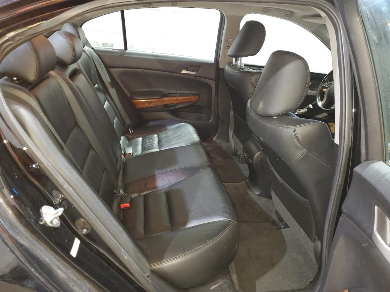 2011 Honda Accord Exl VIN: 1HGCP2F87BA038129 Lot: 71180615