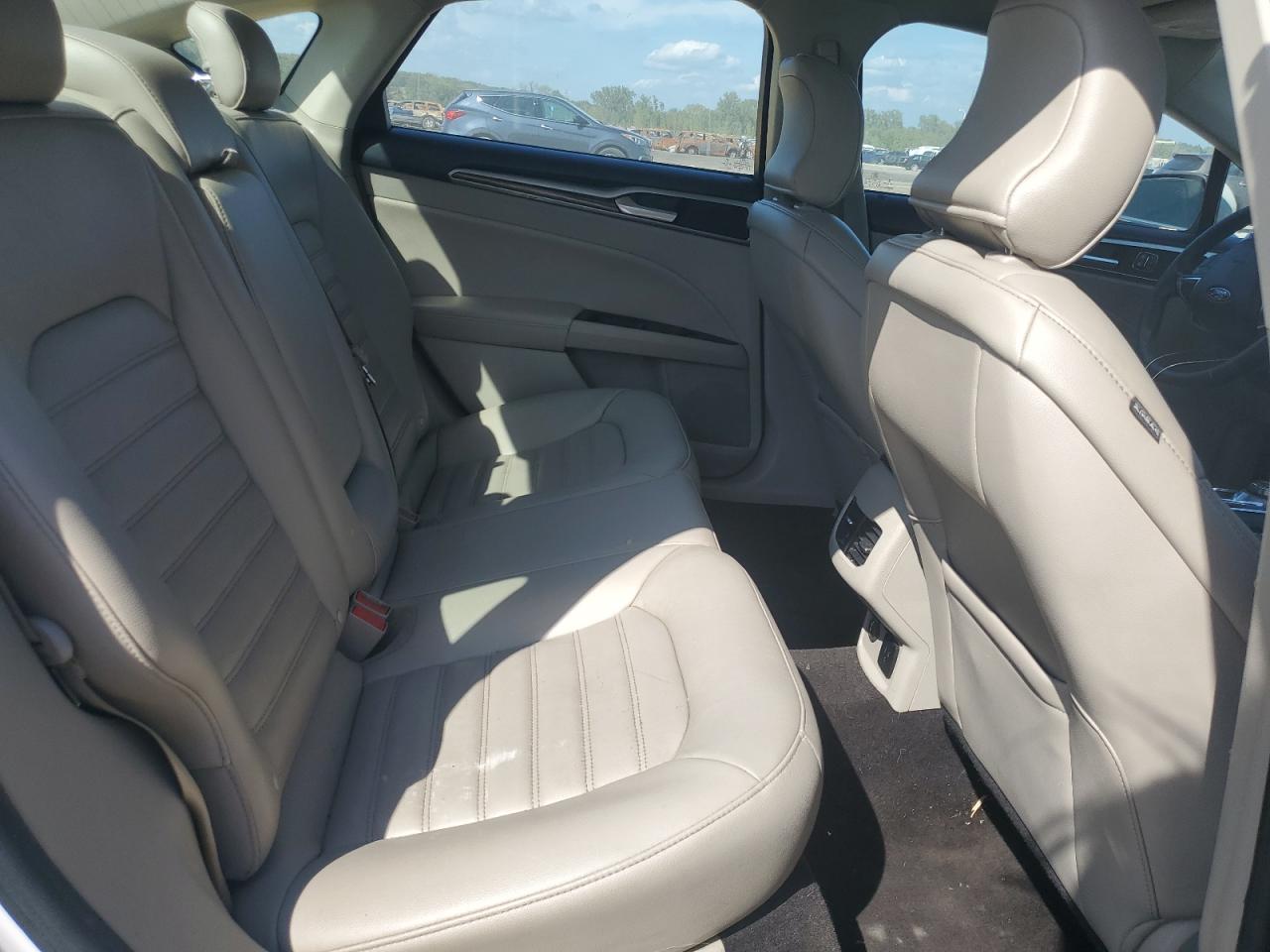 2018 Ford Fusion Se Phev VIN: 3FA6P0PU1JR272174 Lot: 83781385