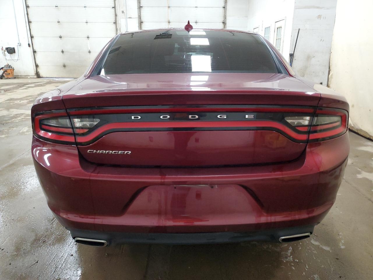 2017 Dodge Charger Sxt VIN: 2C3CDXJG4HH563943 Lot: 71200655