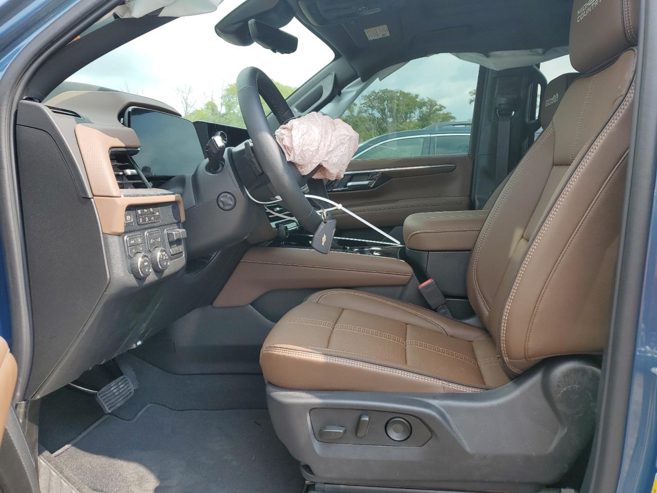 2025 Chevrolet Tahoe K1500 High Country VIN: 1GNS6TR86SR384891 Lot: 70947445