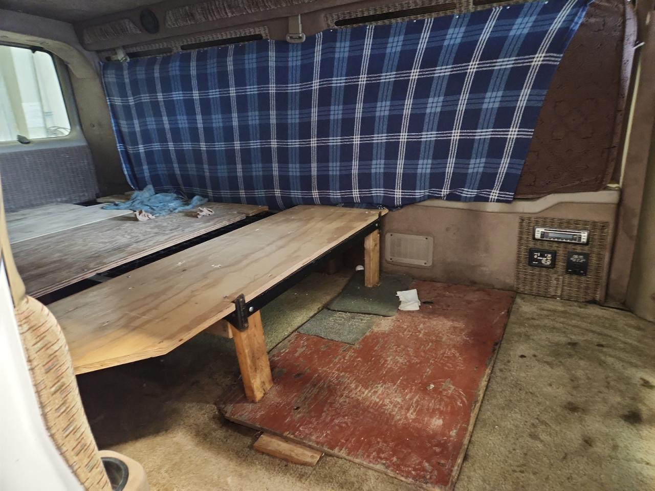 2000 Chevrolet Express G1500 VIN: 1GBFG15R2Y1237487 Lot: 81404955