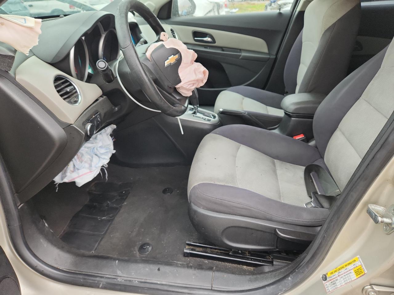 2014 Chevrolet Cruze Ls VIN: 1G1PA5SG3E7487012 Lot: 84045675